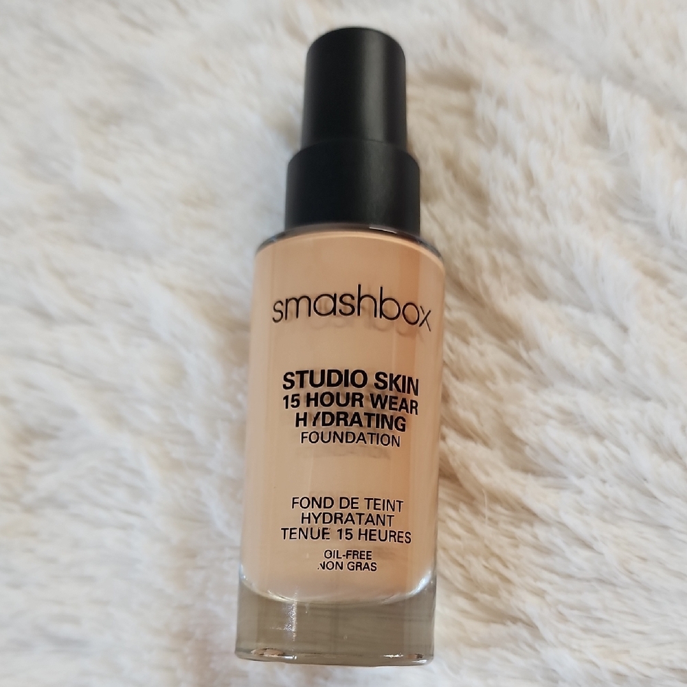 Smashbox Studio Skin 15 Hour Wear Hydrating Foundation - 2.2